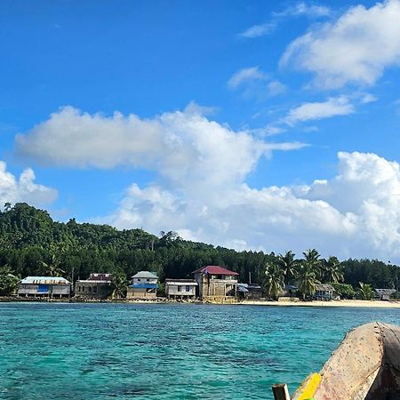 Kia Homestay Banggai Bagian luar foto