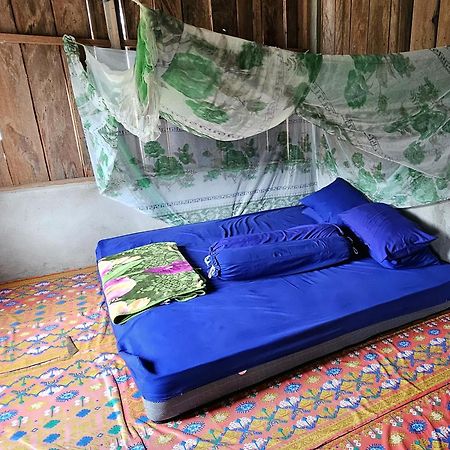 Kia Homestay Banggai Bagian luar foto